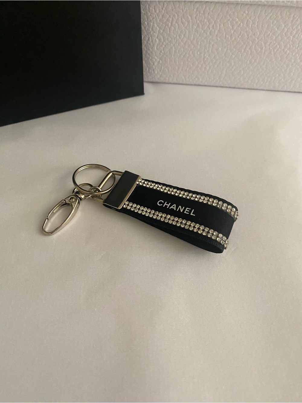 CHANEL Ribbon Black Crystal-Trim Keychain Bag Clip